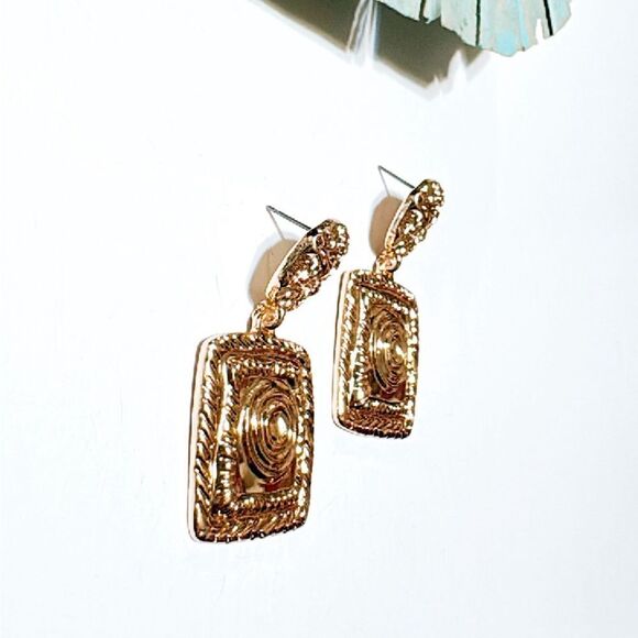 Gold geo dangle earrings S616 - Picture 3 of 4